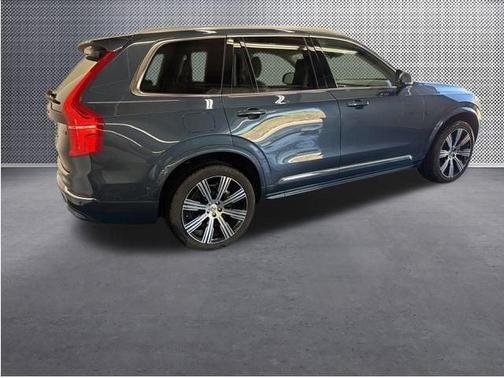 2024 Volvo XC90 B6 Plus Bright Theme 7-Seater