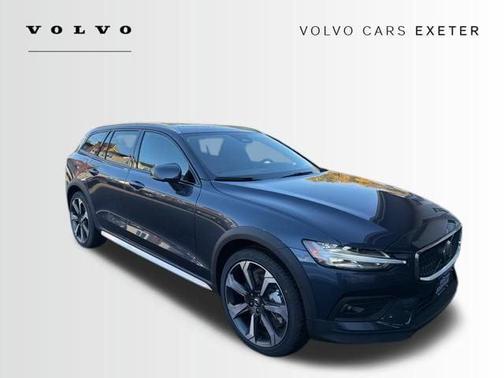 2026 Volvo V60 Cross Country B5 Ultra