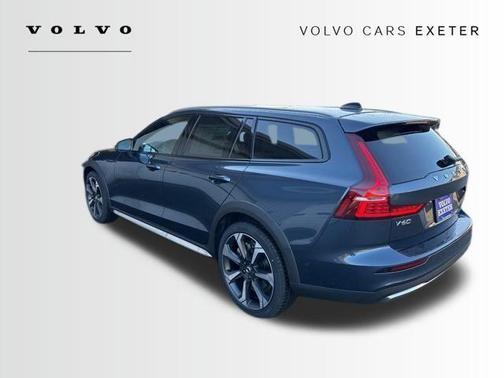2026 Volvo V60 Cross Country B5 Ultra