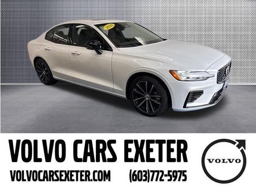 2024 Volvo S60 Recharge Plug-In Hybrid T8 Plus Dark Theme