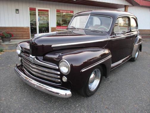 1947 Ford Deluxe Base