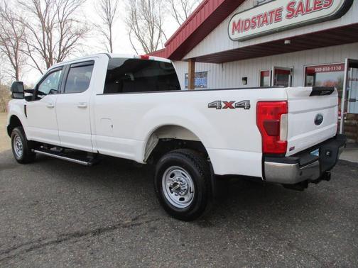 Oxford White 2019 Ford F-250 XLT