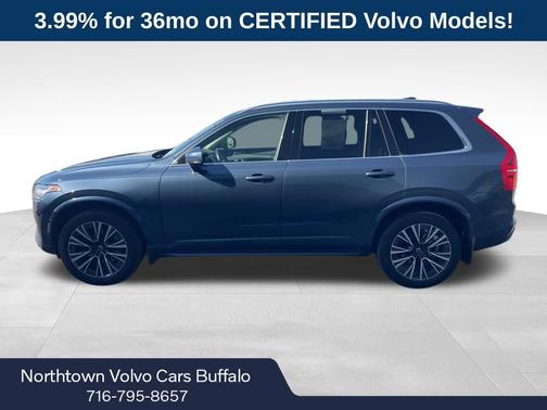 2022 Volvo XC90 T5 Momentum