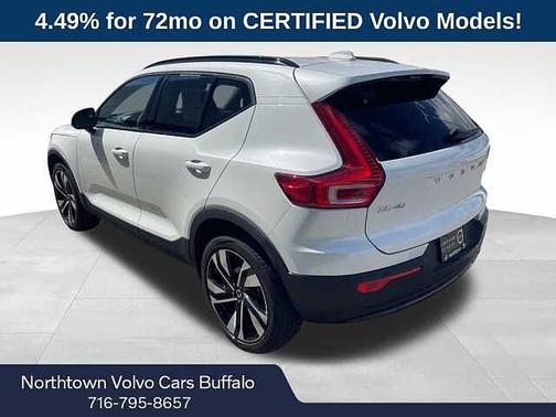 2023 Volvo XC40 Plus