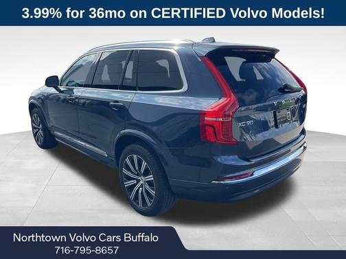 2024 Volvo XC90 B5 Plus