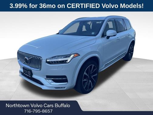 2024 Volvo XC90 B5 Plus