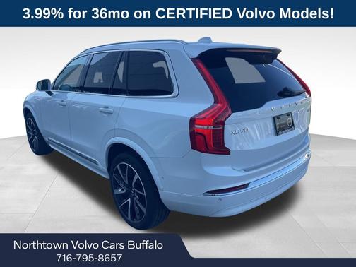 2024 Volvo XC90 B5 Plus