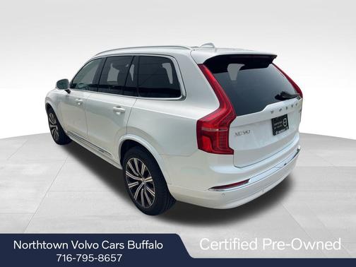 2025 Volvo XC90 B5 Core