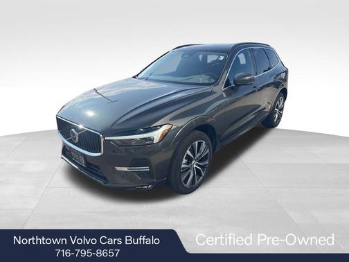 2022 Volvo XC60 B5 Momentum