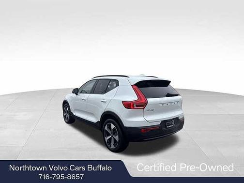 2026 Volvo XC40 Plus