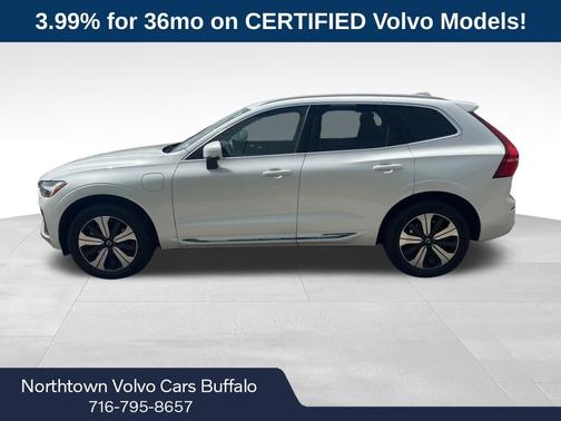 2023 Volvo XC60 Recharge Plug-In Hybrid T8 Core Bright Theme