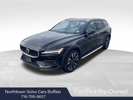 2025 Volvo V60 Cross Country Ultra