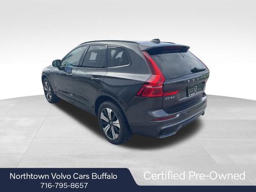2025 Volvo XC60 Plug-In Hybrid T8 Core
