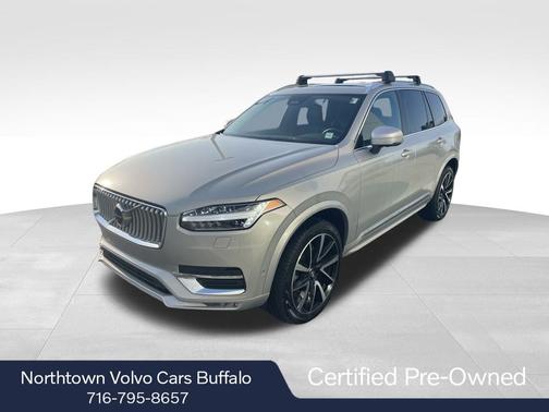 2023 Volvo XC90 B5 Plus