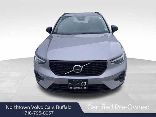 2026 Volvo XC40 Plus