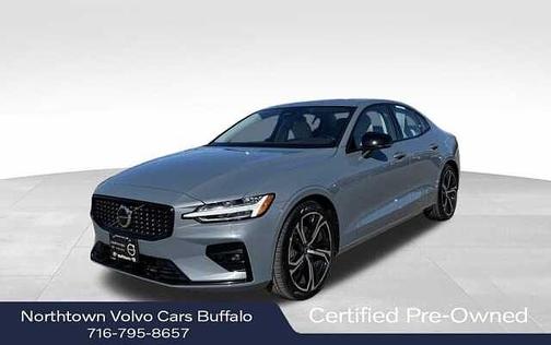 Thunder Grey 2023 Volvo S60 Plus