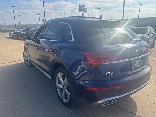 2022 Audi Q5 45 S line quattro Premium