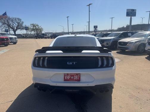 2022 Ford Mustang GT Premium