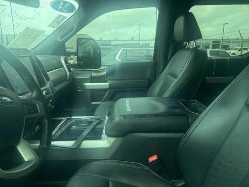 2022 Ford F-350 Lariat Super Duty