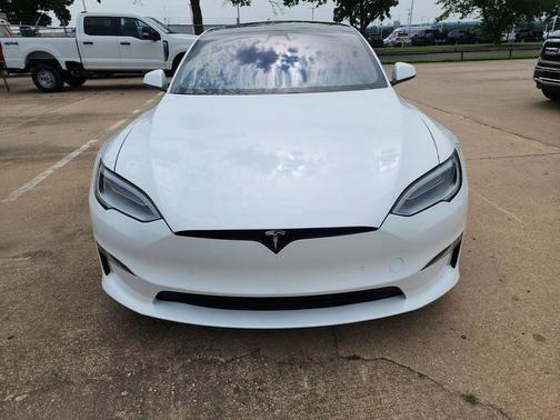 2022 Tesla Model S Base