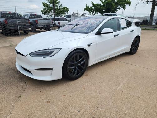 2022 Tesla Model S Base