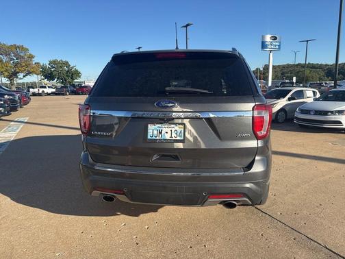 2019 Ford Explorer Limited