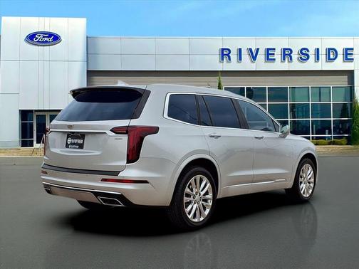 2020 Cadillac XT6 Premium Luxury FWD