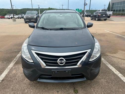 2015 Nissan Versa 1.6 SV