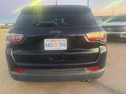 2021 Jeep Compass 80th Special Edition