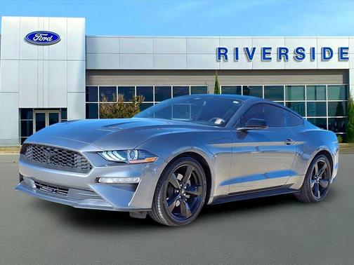 2022 Ford Mustang EcoBoost