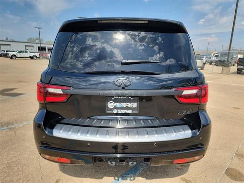 2019 INFINITI QX80 Luxe