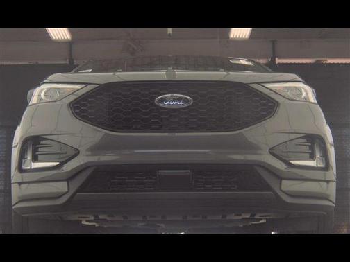 2022 Ford Edge ST Line