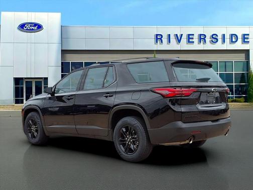 2022 Chevrolet Traverse LS