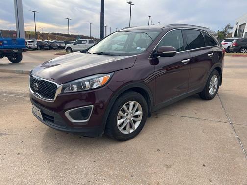 2018 Kia Sorento LX