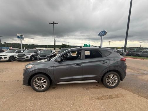 2017 Hyundai TUCSON SE Plus