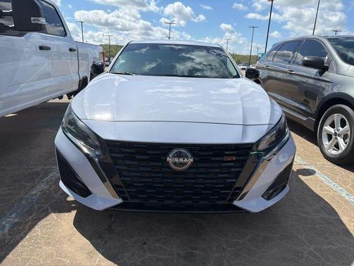 Gray Sky Pearl 2024 Nissan Altima 2.5 SR