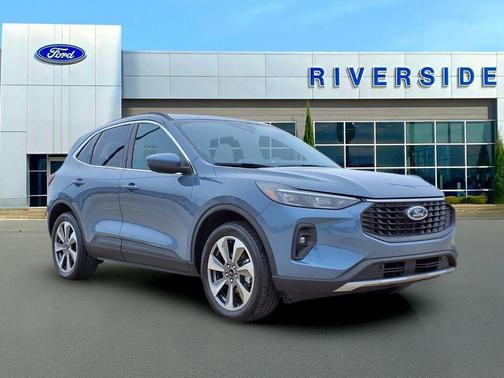 2025 Ford Escape Platinum