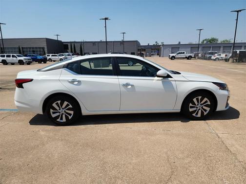2023 Nissan Altima 2.5 S