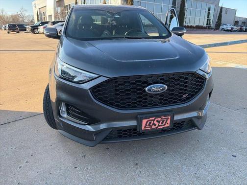 2019 Ford Edge ST