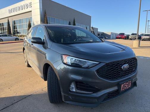 2019 Ford Edge ST