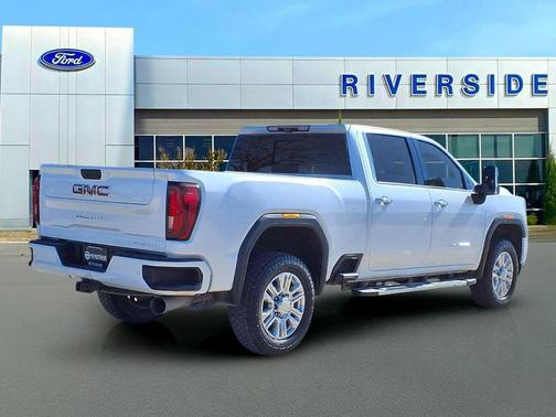 2023 GMC Sierra 2500 Denali