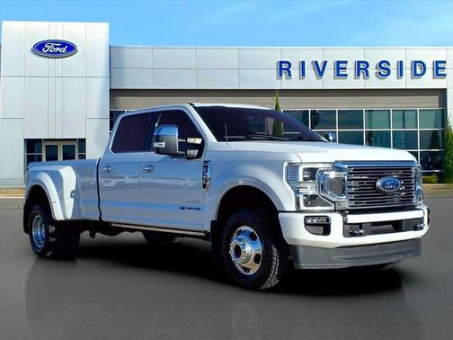 2022 Ford F-350 Platinum