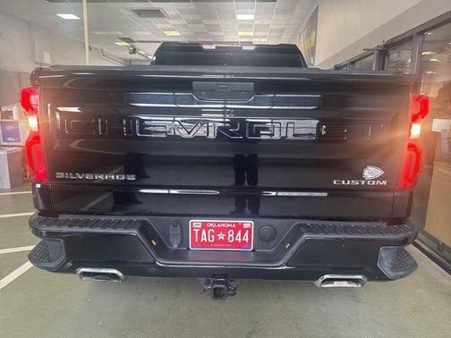 2019 Chevrolet Silverado 1500 Custom