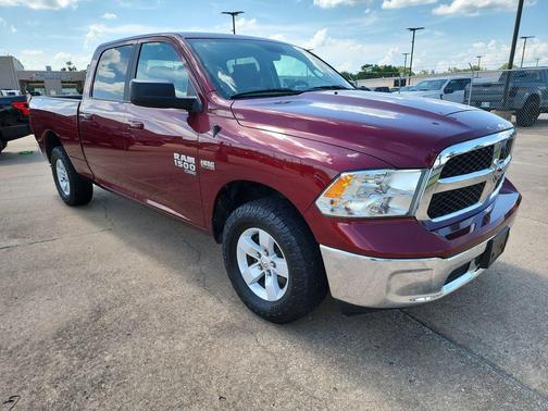 2020 RAM 1500 Classic SLT
