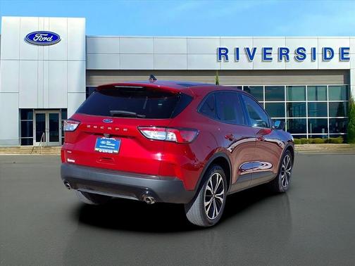 2021 Ford Escape SE