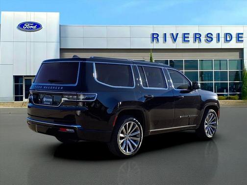 2023 Jeep Grand Wagoneer Base