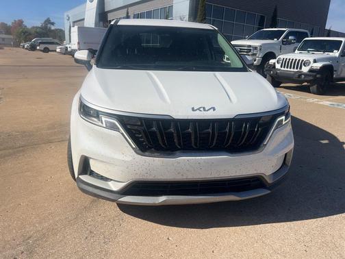 2023 Kia Carnival LX