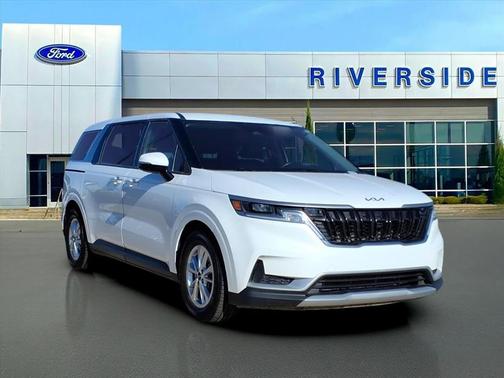 2023 Kia Carnival LX