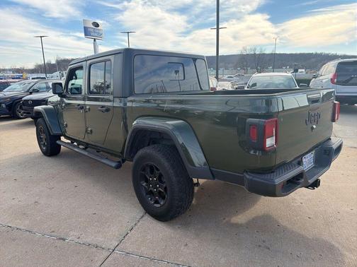 2023 Jeep Gladiator Sport