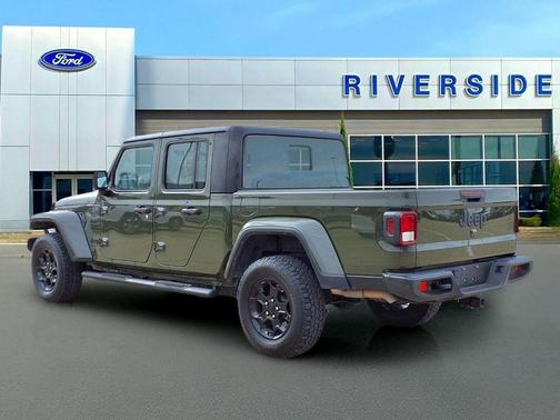 2023 Jeep Gladiator Sport